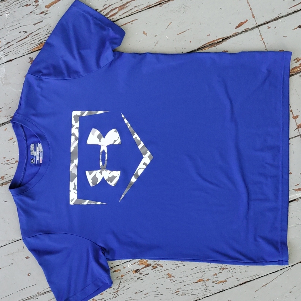 Under Armour T